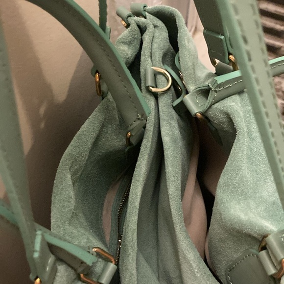 NWT Suede Viola Castellani Green Tote Bag - Picture 3 of 5
